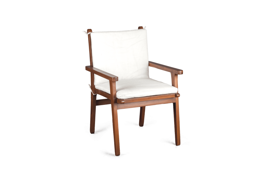 CH58 Tom chair at Kudeta beach club