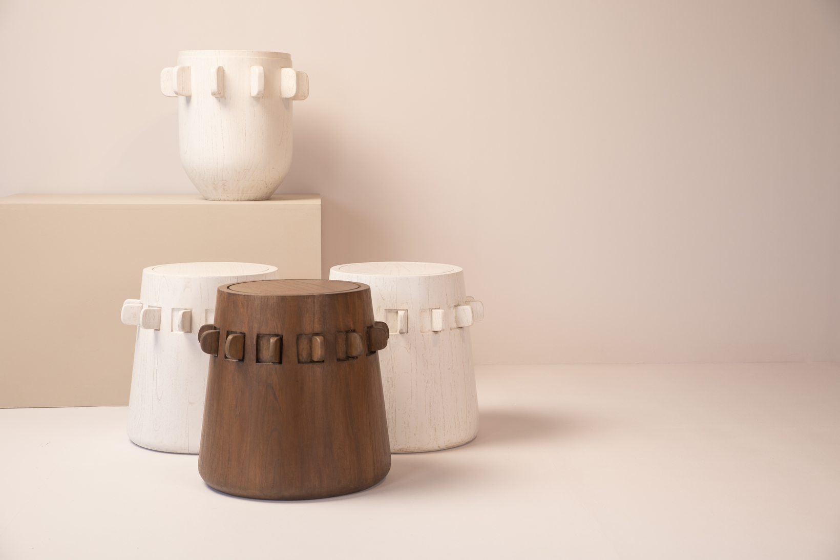 Collection of Mateo Auxiliar tables