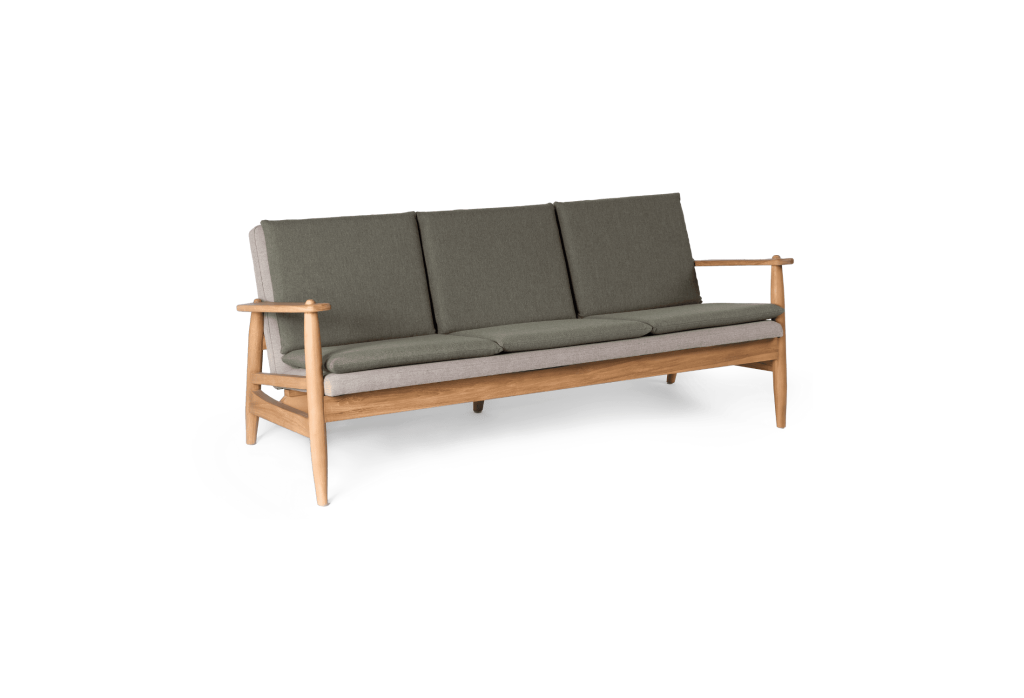 SOF20 Jeng sofa at Kudeta beach club